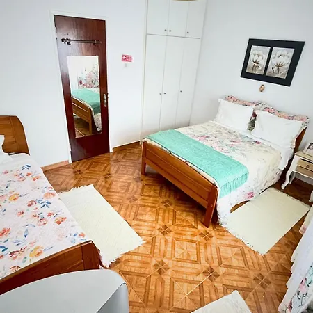 Casa de hóspedes Historic House In Downtown *